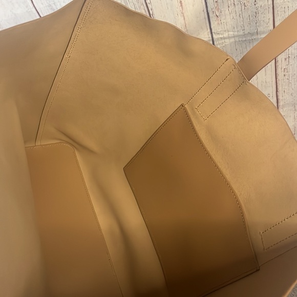 SOLD- NWT Everlane the Day Market Tote in light Taupe - Picture 12 of 12